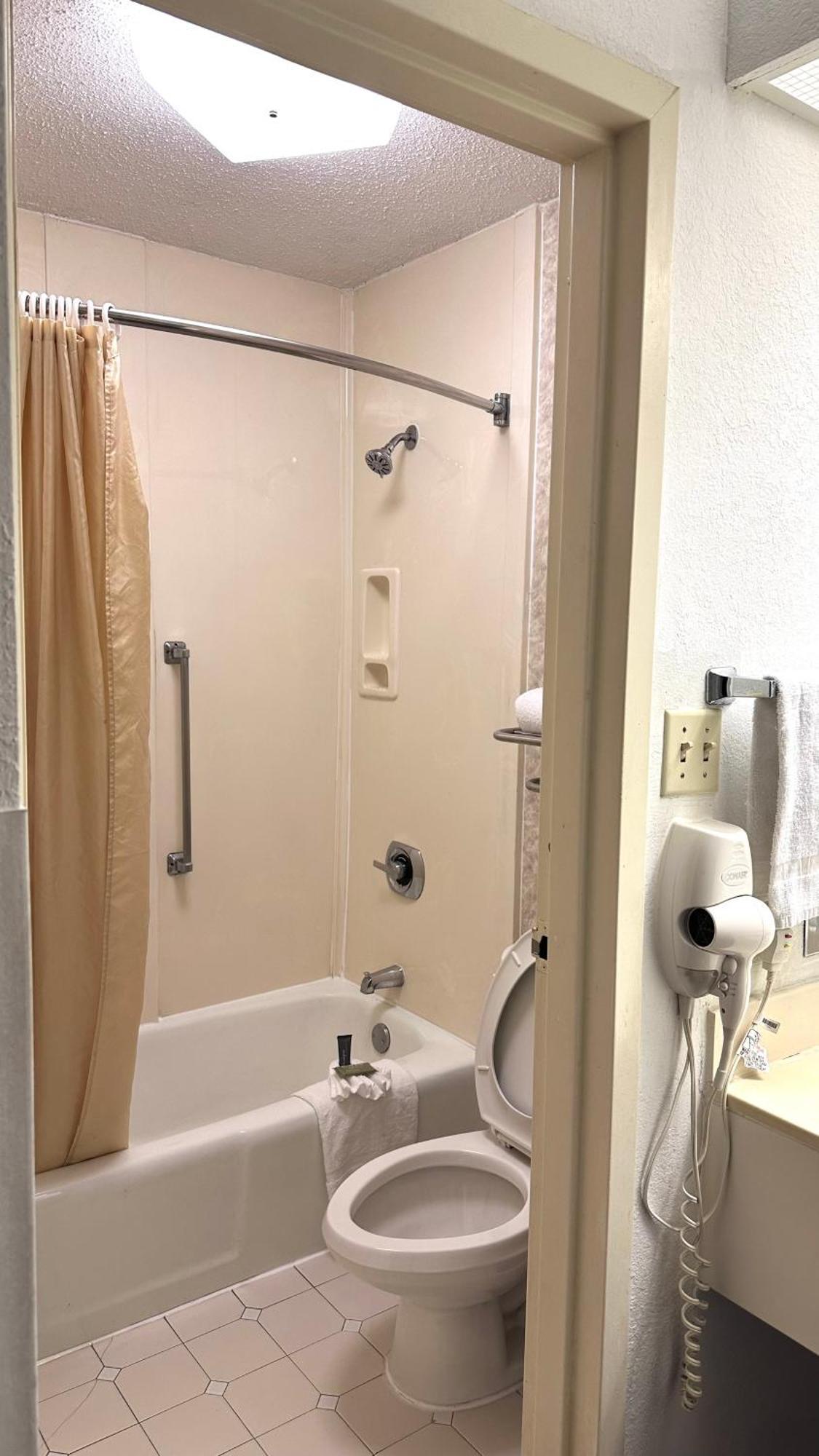 Executive Inn Dallas Esterno foto